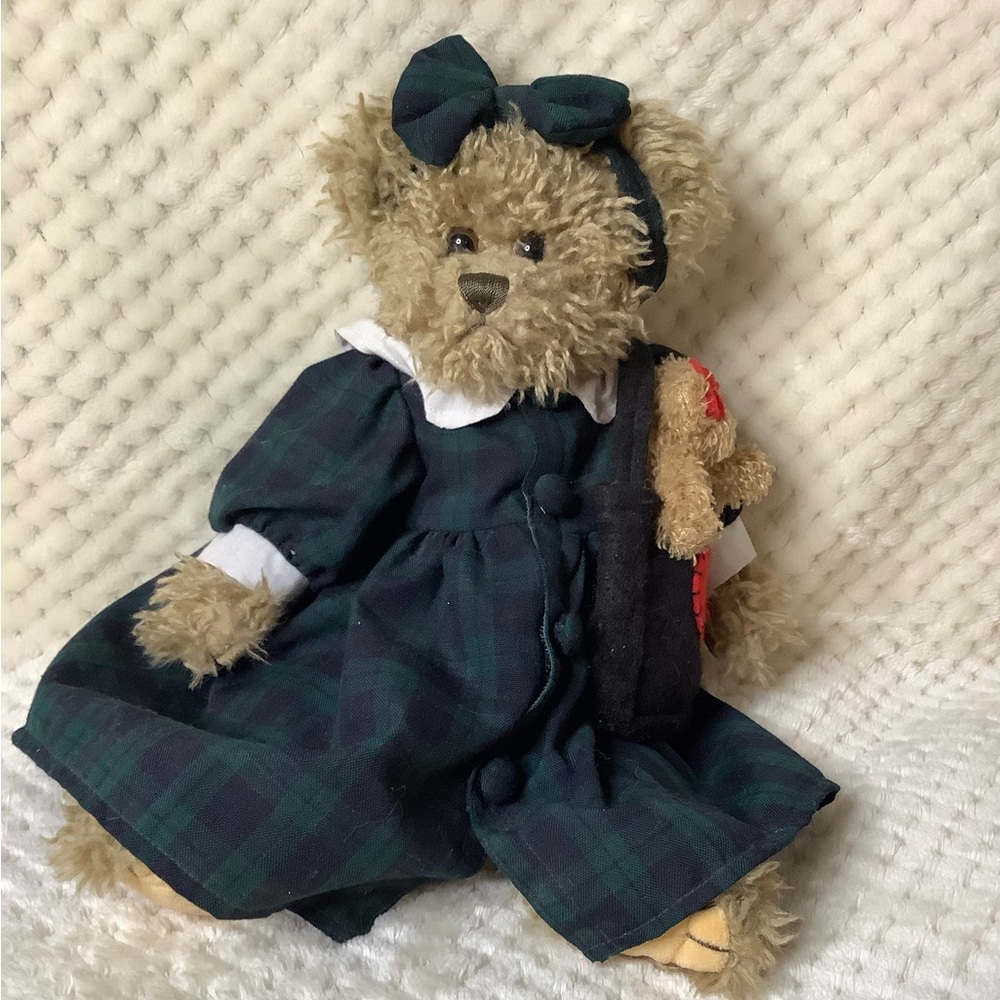 Bearington Collection Kelly Ann Teacher Bear Plush 🍎👩🏻‍🏫